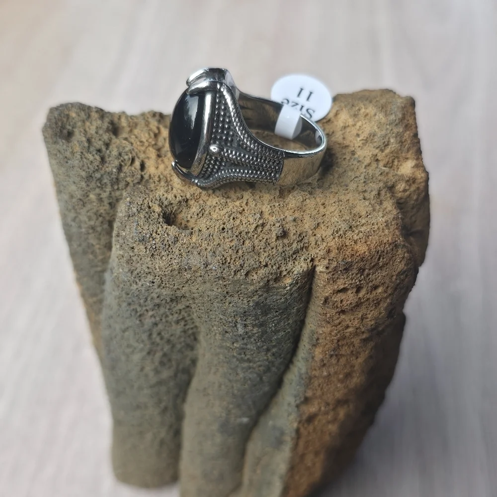 New Stainless Steel Men's Ring With Black Stone Size 11